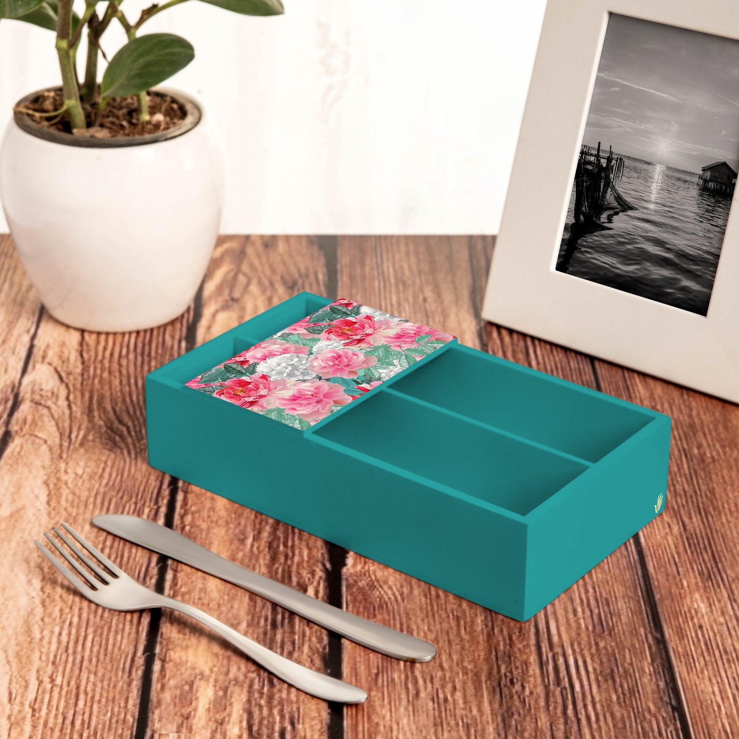 Red Chrys Cutlery Tray