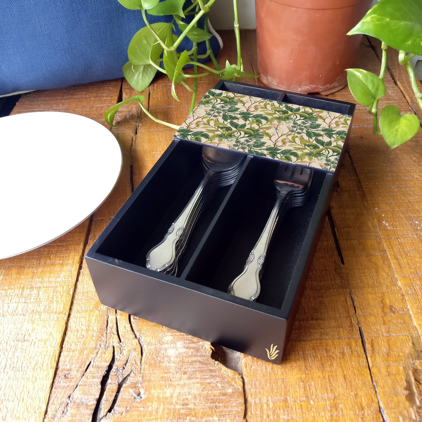 Vintage Flr Cutlery Tray