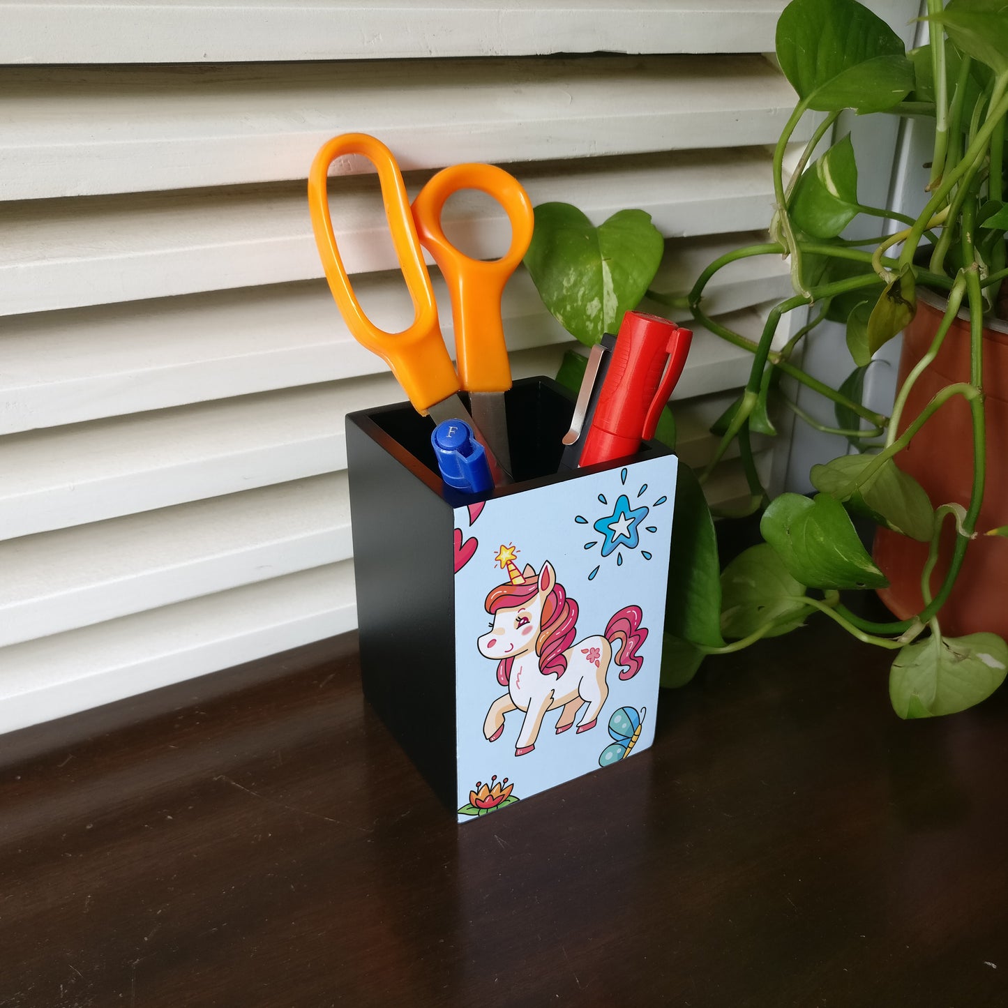 Babe Unicorn Pen Stand