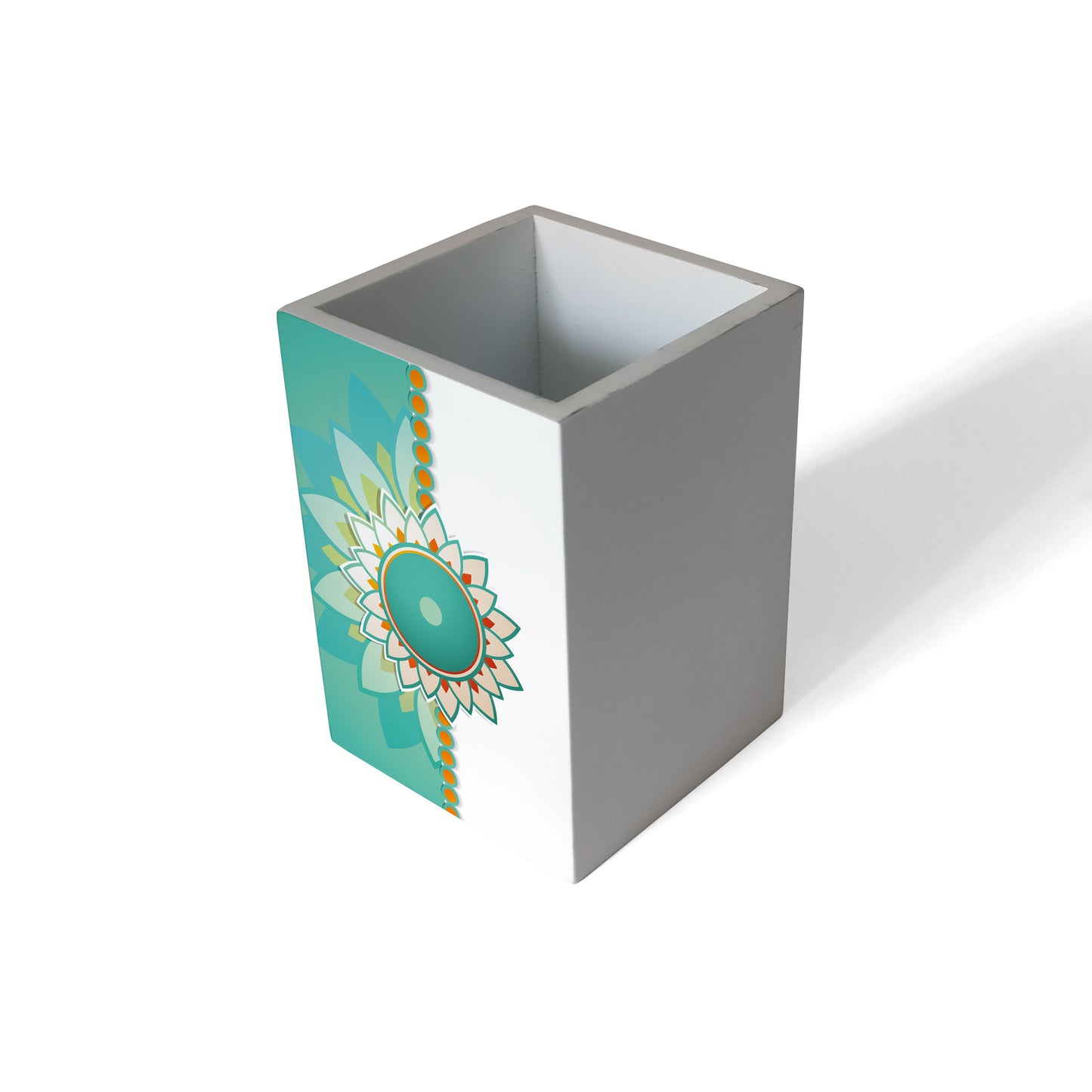 Rakhee Mint Pen Stand