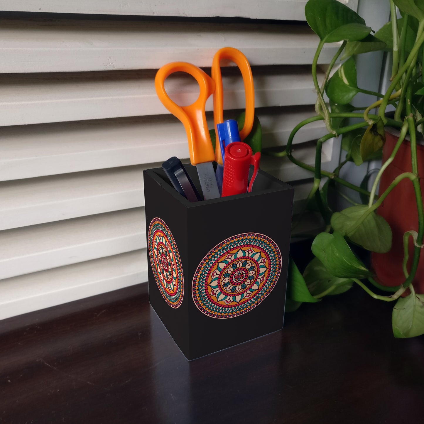 Red Mandala Pen Stand