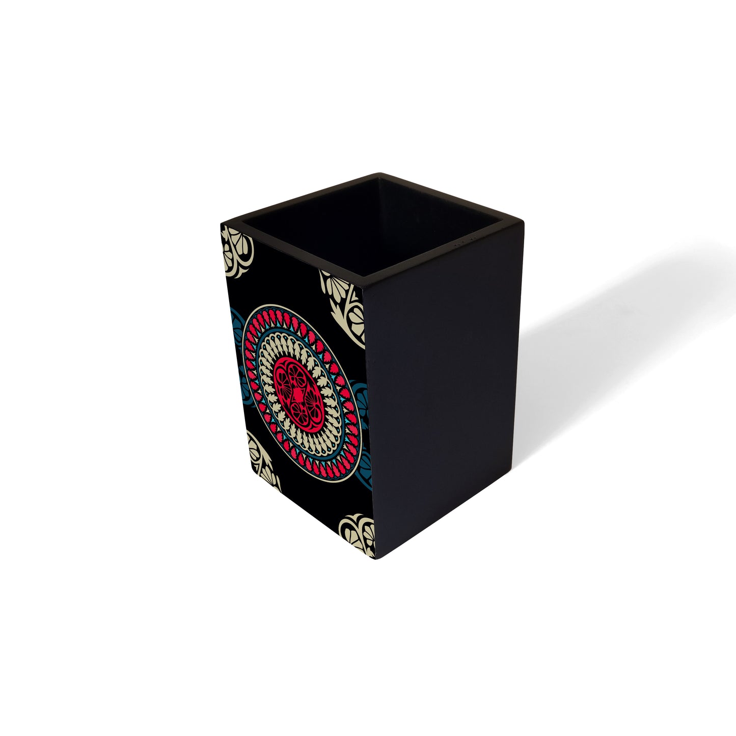 BlackMandala Pen Stand