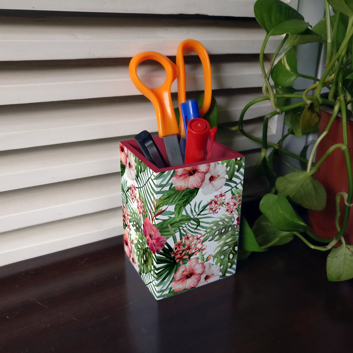 Trop Hibiscus Pen Stand