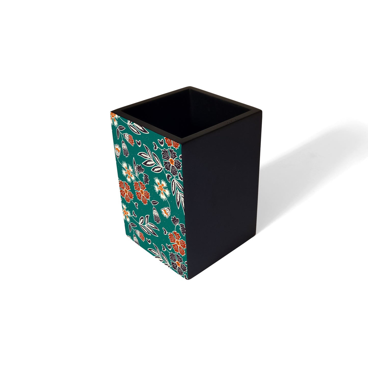 EmeraldBatik Pen Stand