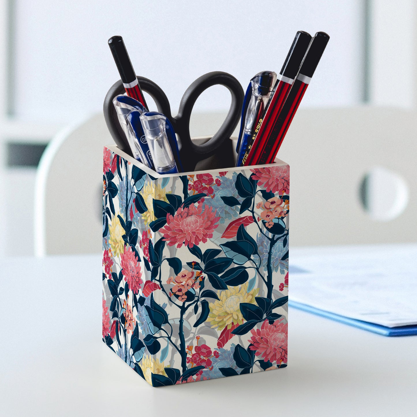 Mia Flr Pen Stand