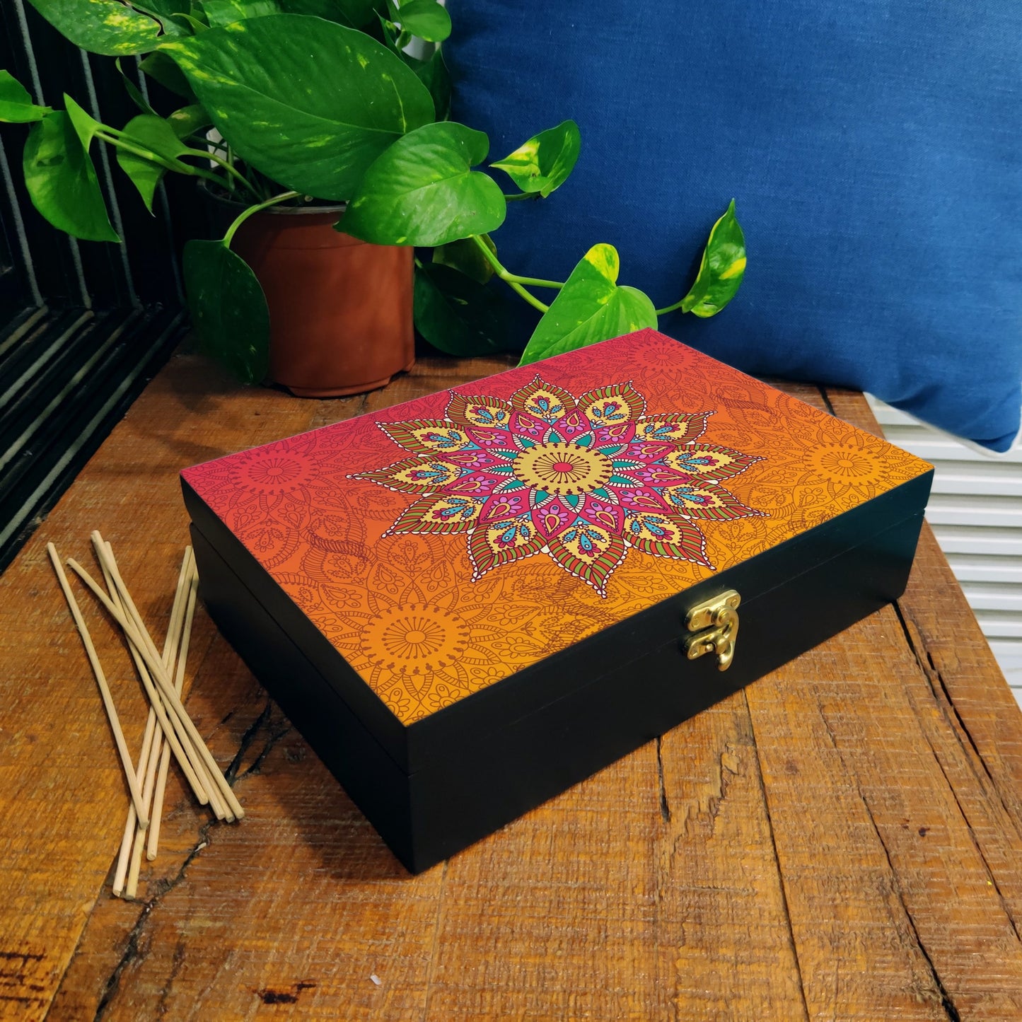 OrangeMandal Box Grand