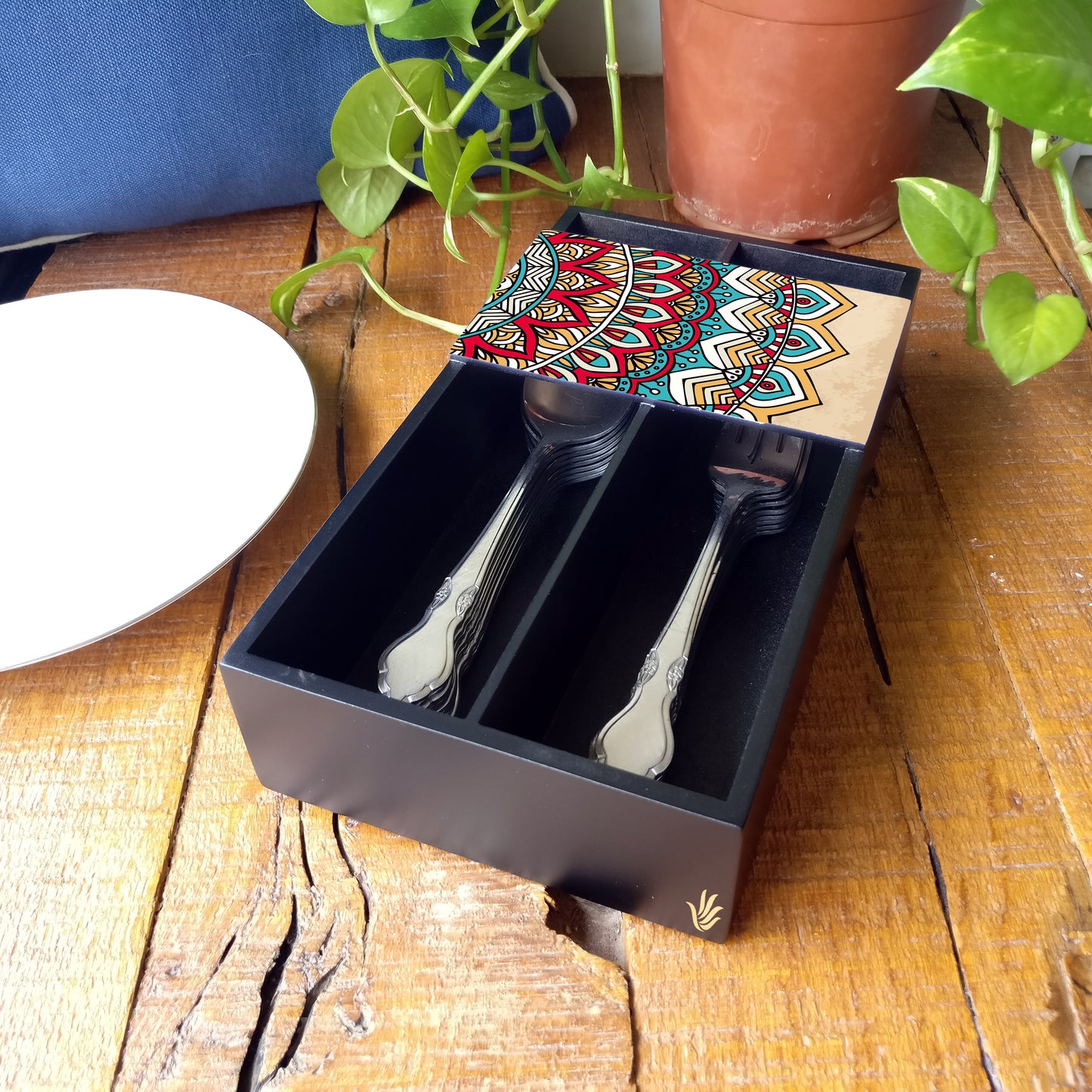MandalVntg2 Cutlery Tray