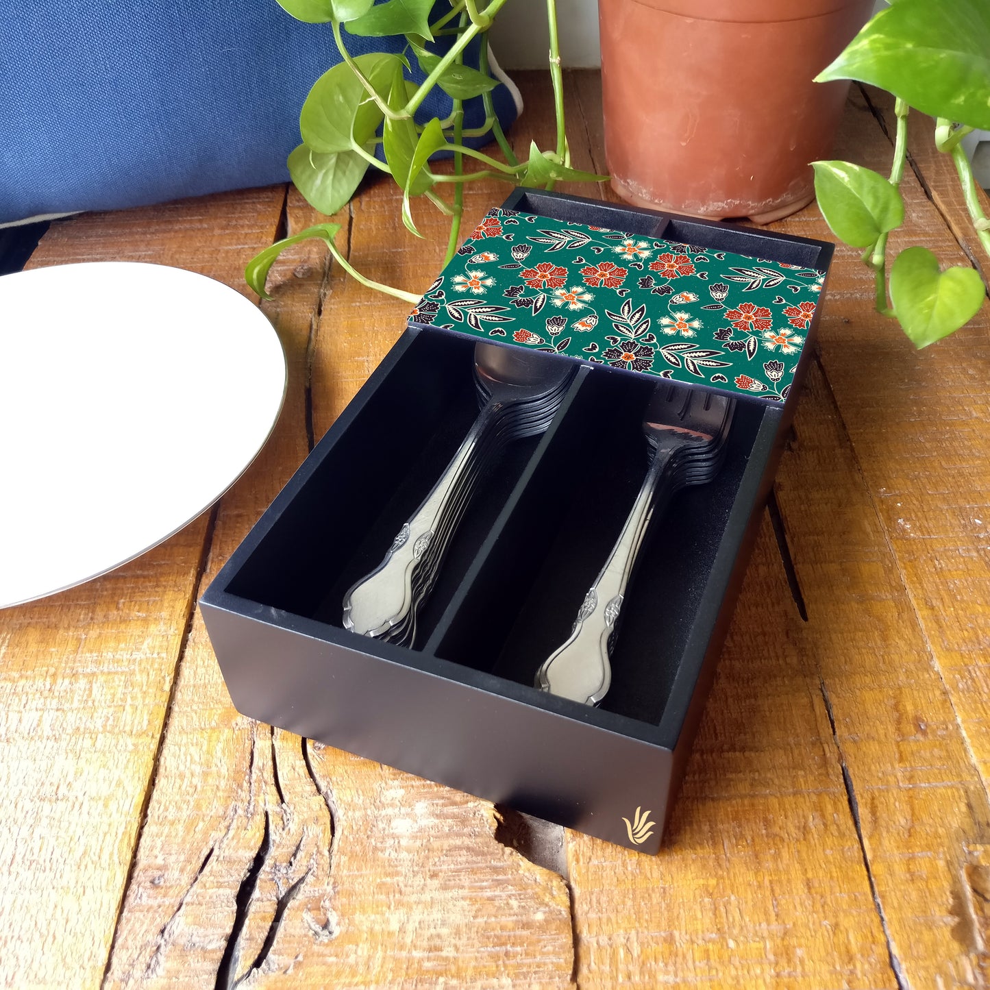 EmeraldBatik Cutlery Tray