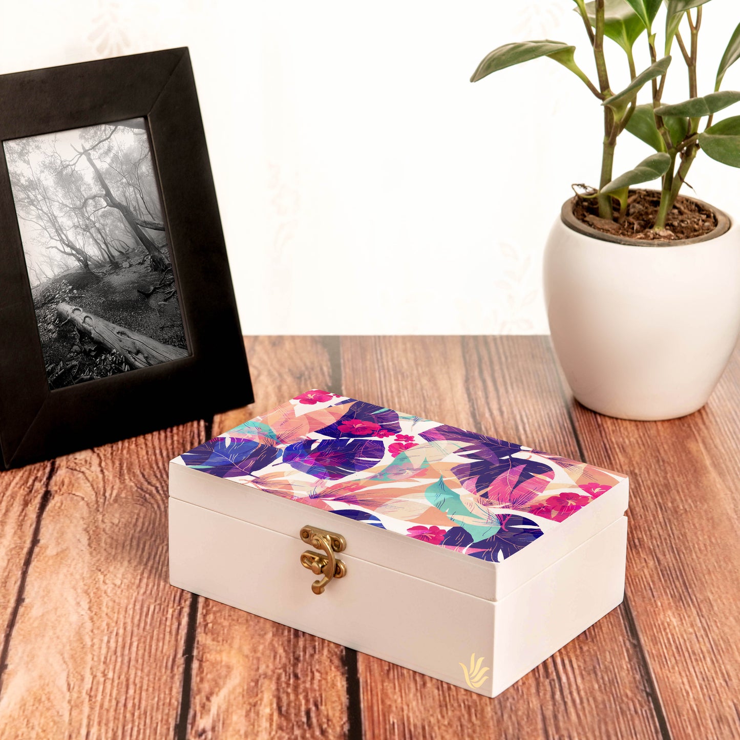Flr Hibiscus Gift Box-M