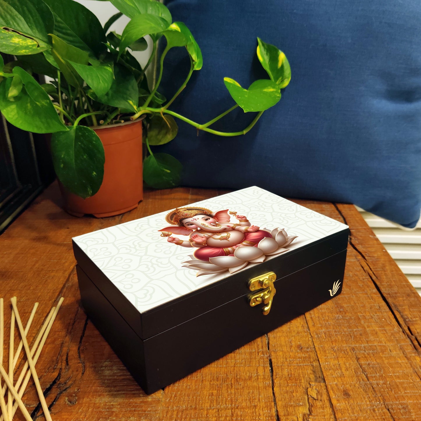 Pink Ganpati Gift Box-M