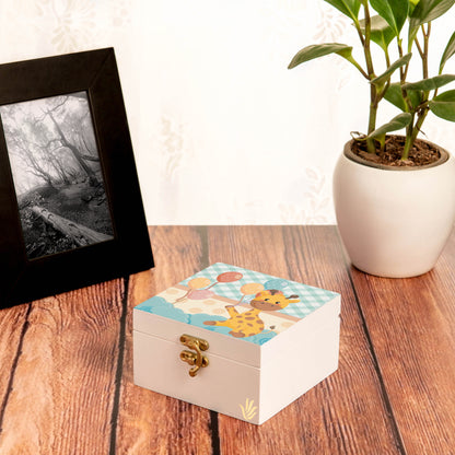 Baby Giraffe Gift Box-S