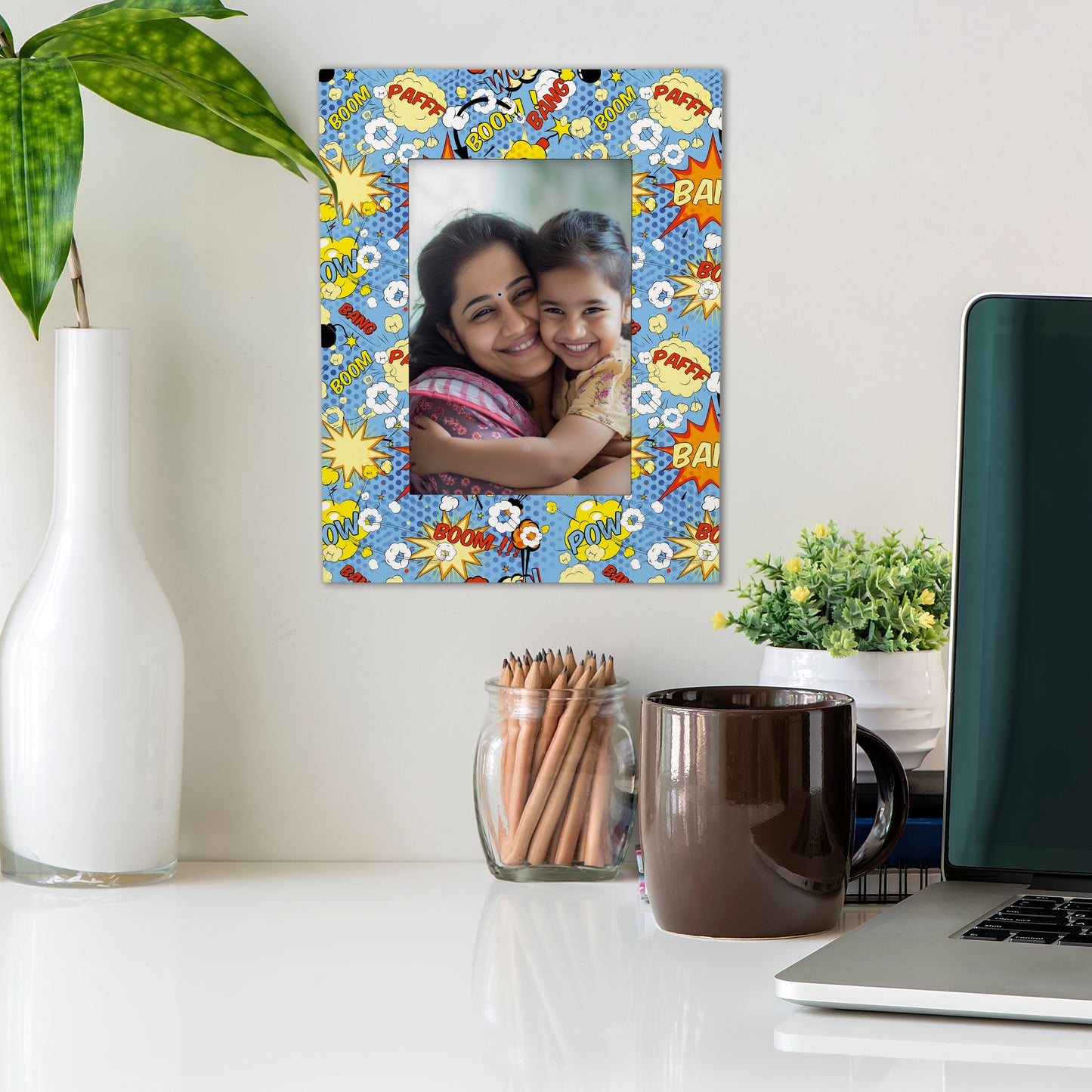 Comic Bubbles PhotoFrame