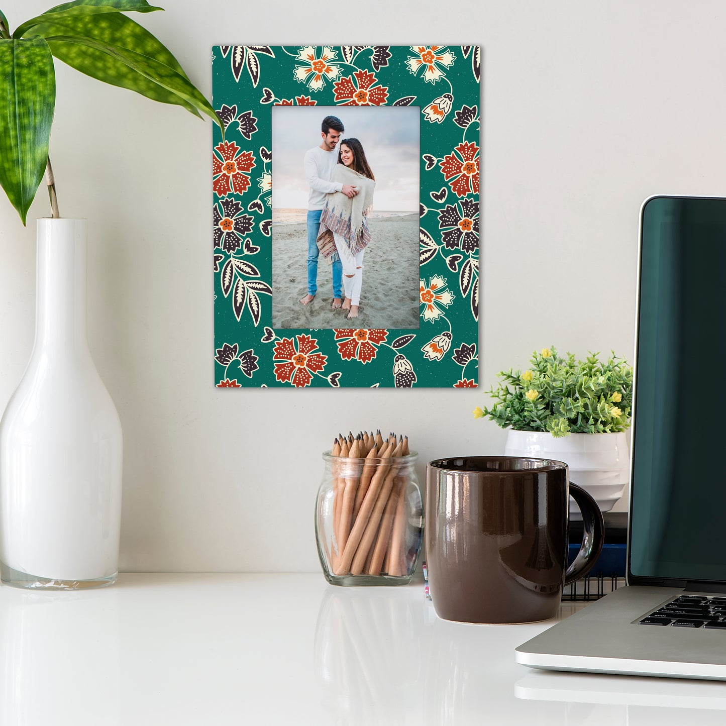 EmeraldBatik PhotoFrame