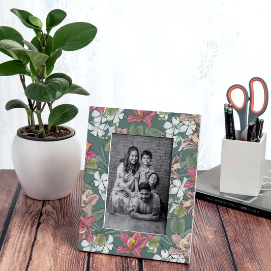 Vntg Jasmine PhotoFrame
