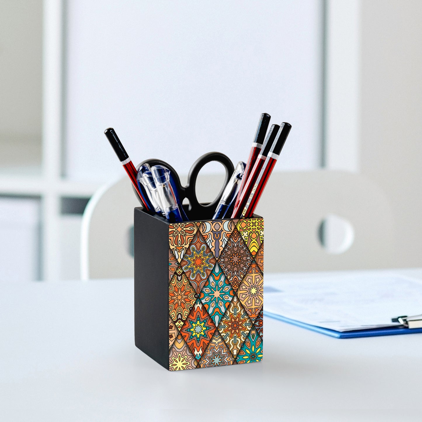Diamond Pen Stand