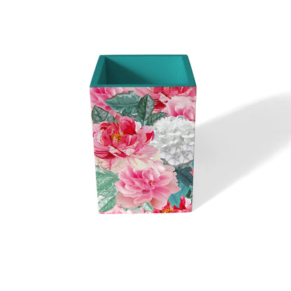Red Chrys Pen Stand