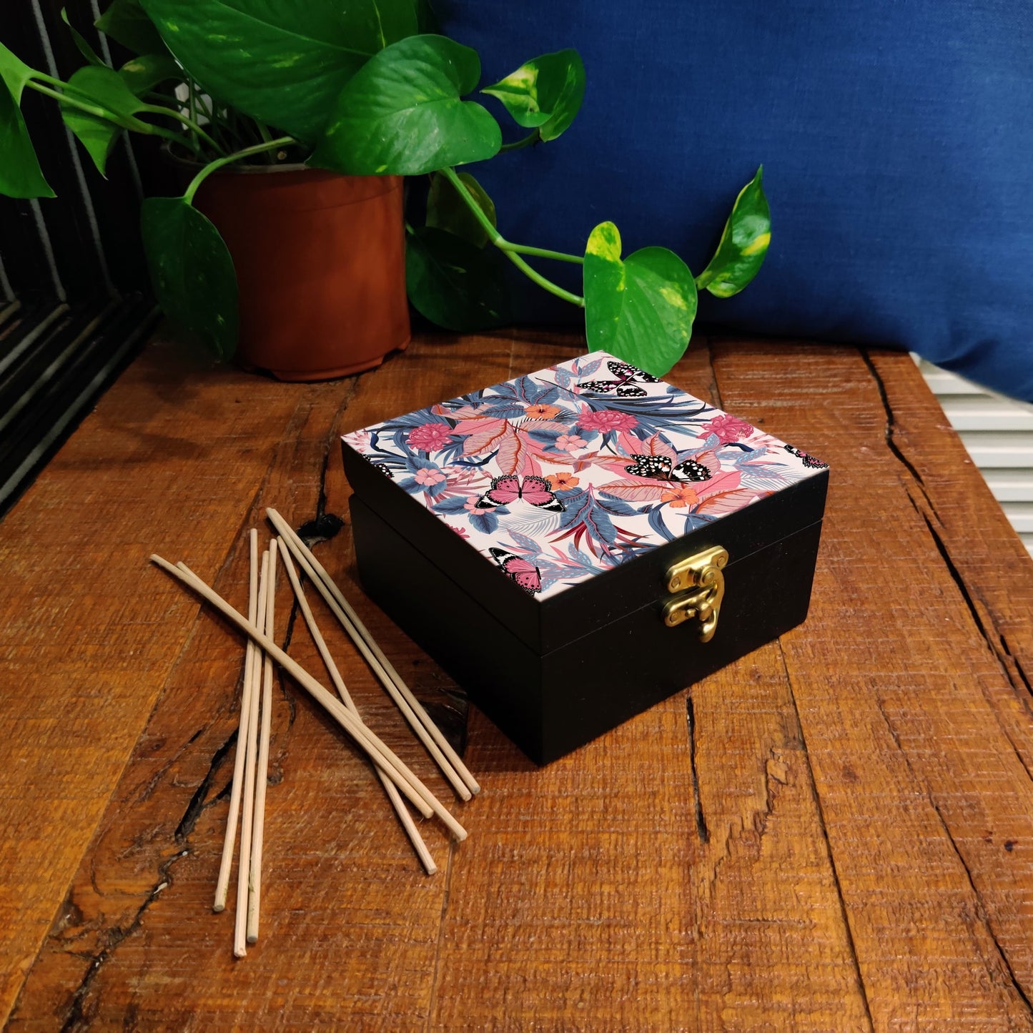G.P Butterfly Gift Box-S