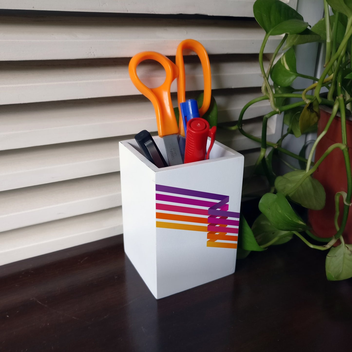Stripes Pen Stand