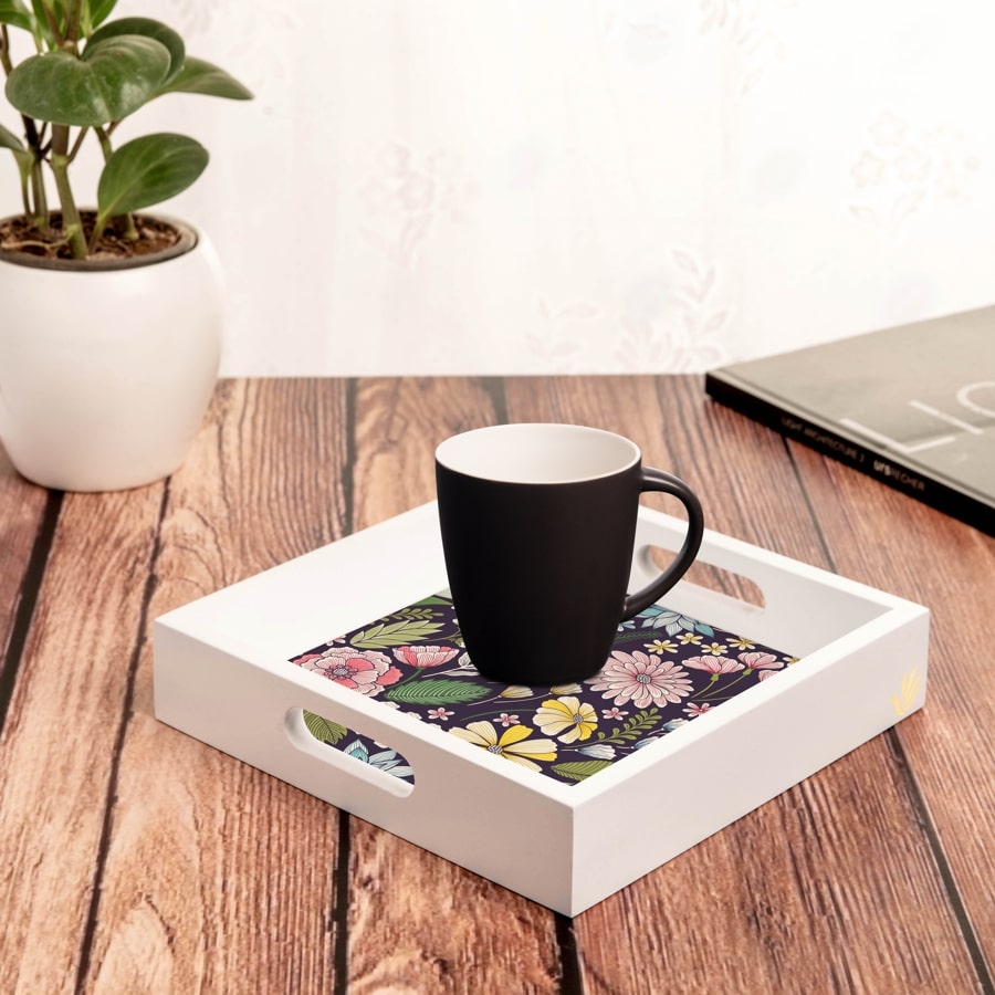 Floral Daisy Serving Tray with Cutout Handles (Wood) 9" x 9"