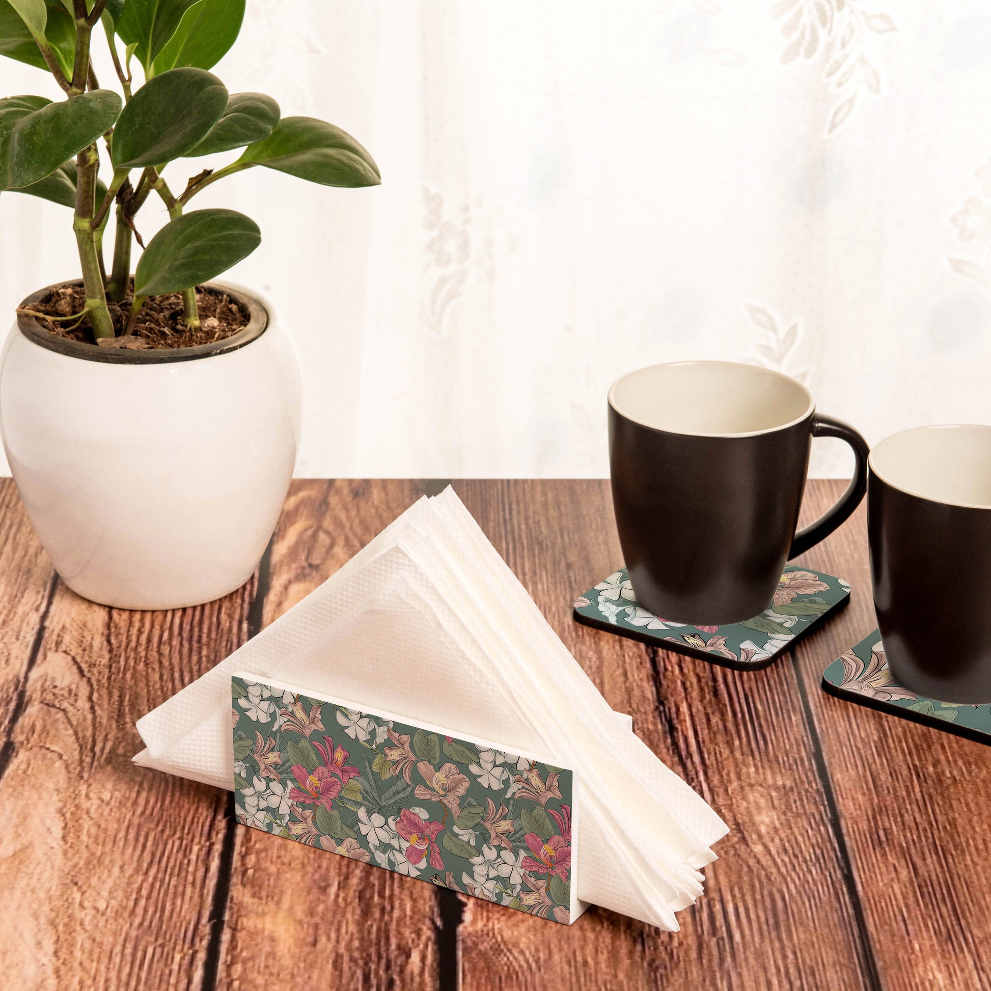 Vintage Jasmine Tissue Stand 1.5" x 5.5" x 2.5" - Lifestyle Image